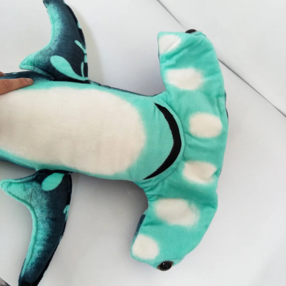 Peluche de tiburón martillo