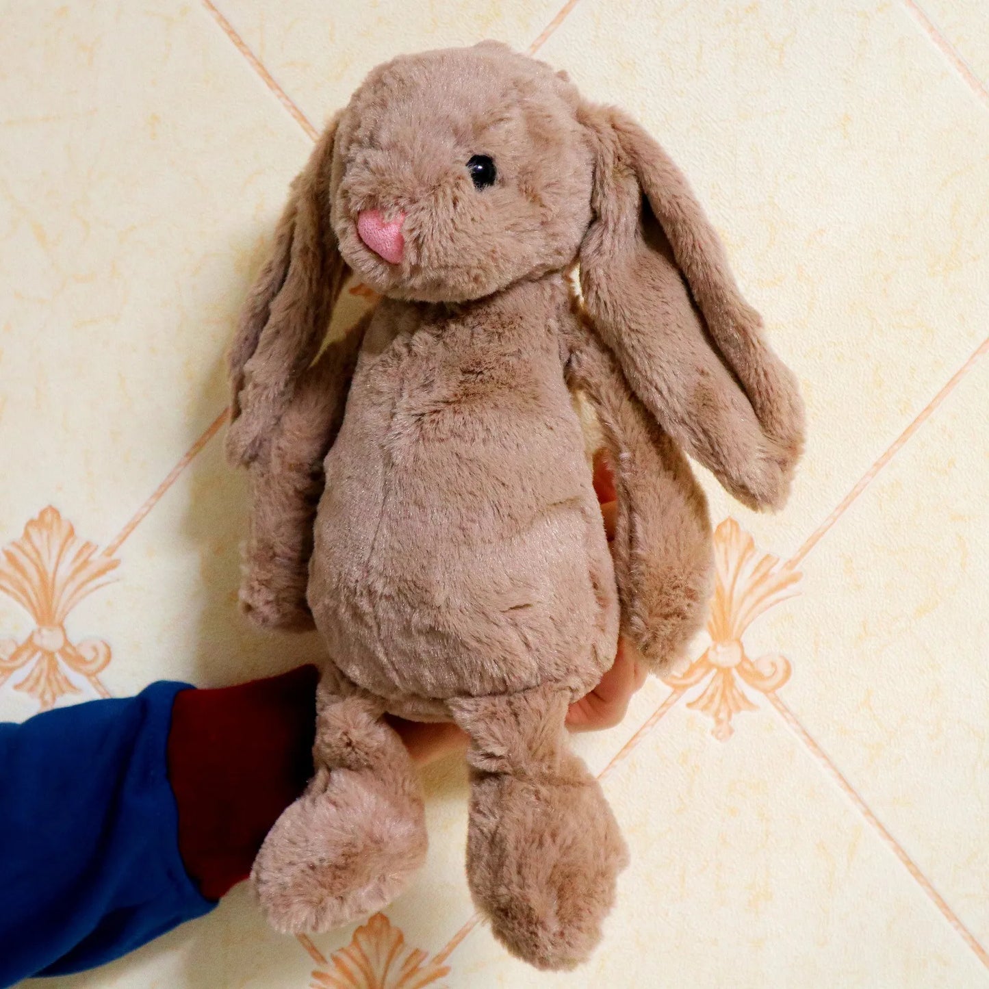 Peluche de conejo colorido