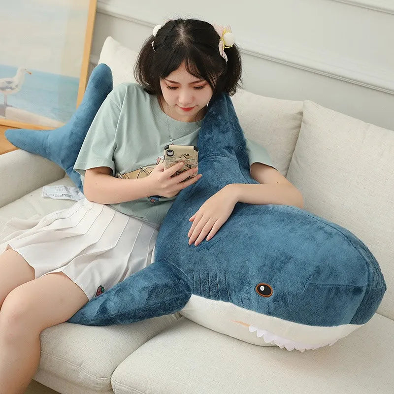 Tiburón de peluche