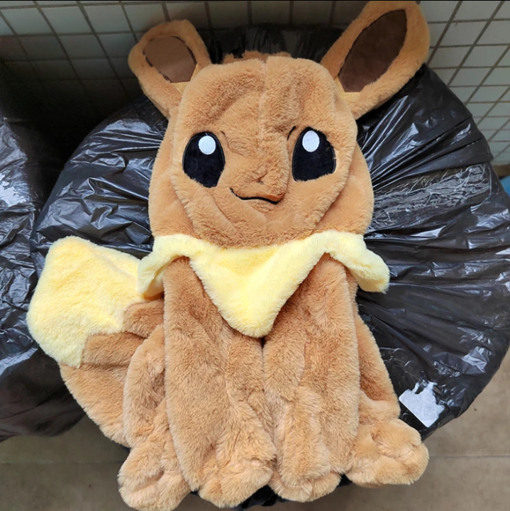 Giant Eevee Plush PeluchMania